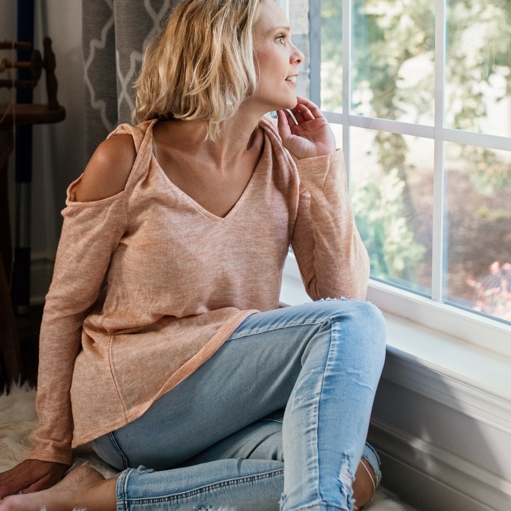 Peach cold shoulder knit top - Picture 3 of 7